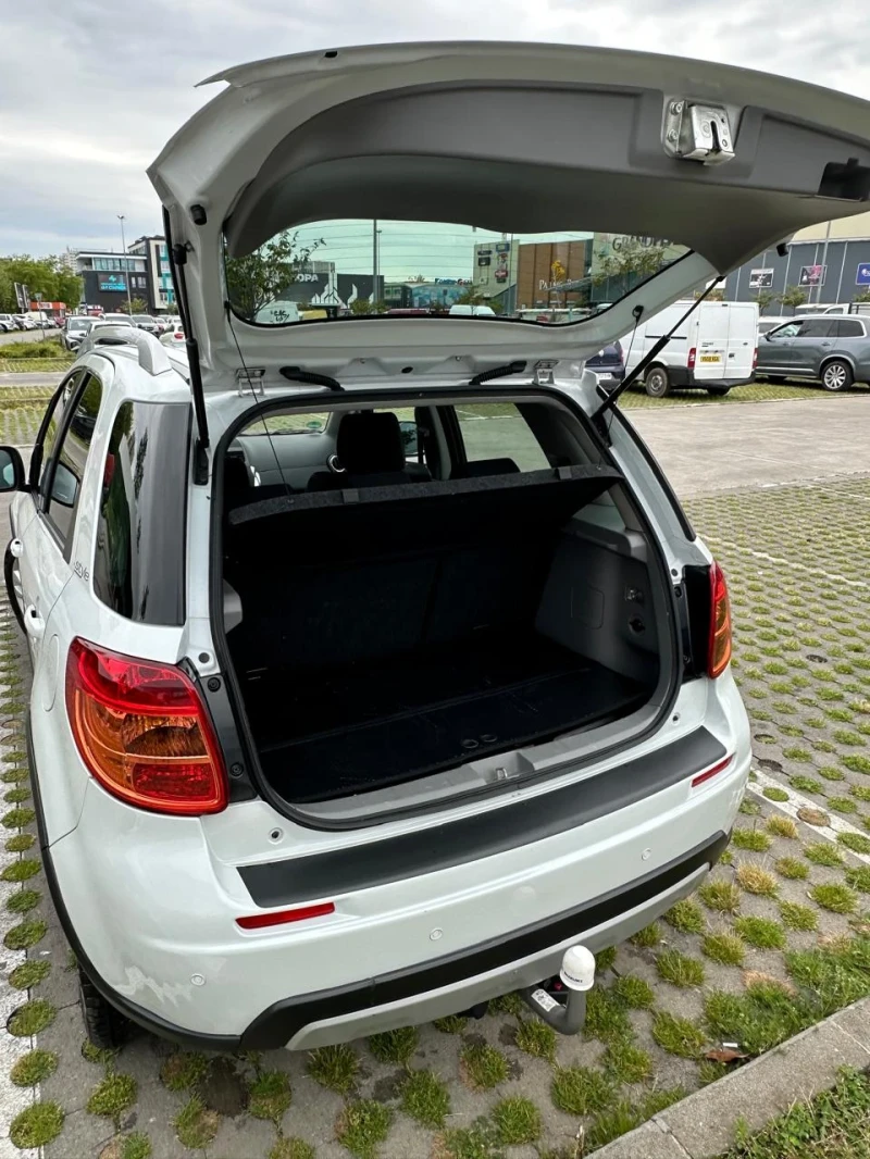 Suzuki SX4, снимка 15 - Автомобили и джипове - 53556723