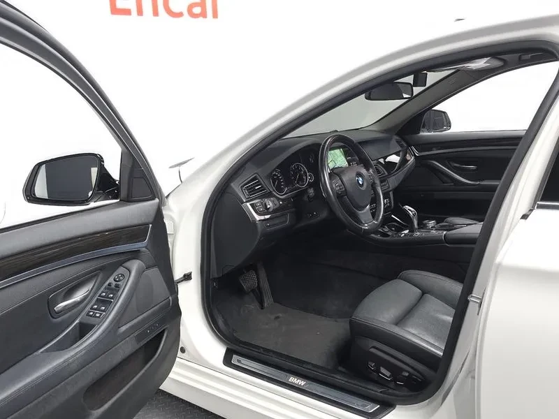 BMW 528 I xDrive Luxury Plus, снимка 10 - Автомобили и джипове - 55831429