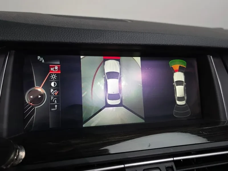 BMW 528 I xDrive Luxury Plus, снимка 15 - Автомобили и джипове - 55831429