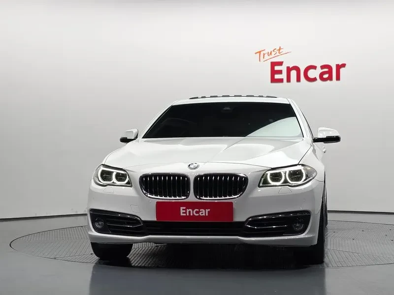 BMW 528 I xDrive Luxury Plus, снимка 3 - Автомобили и джипове - 55831429
