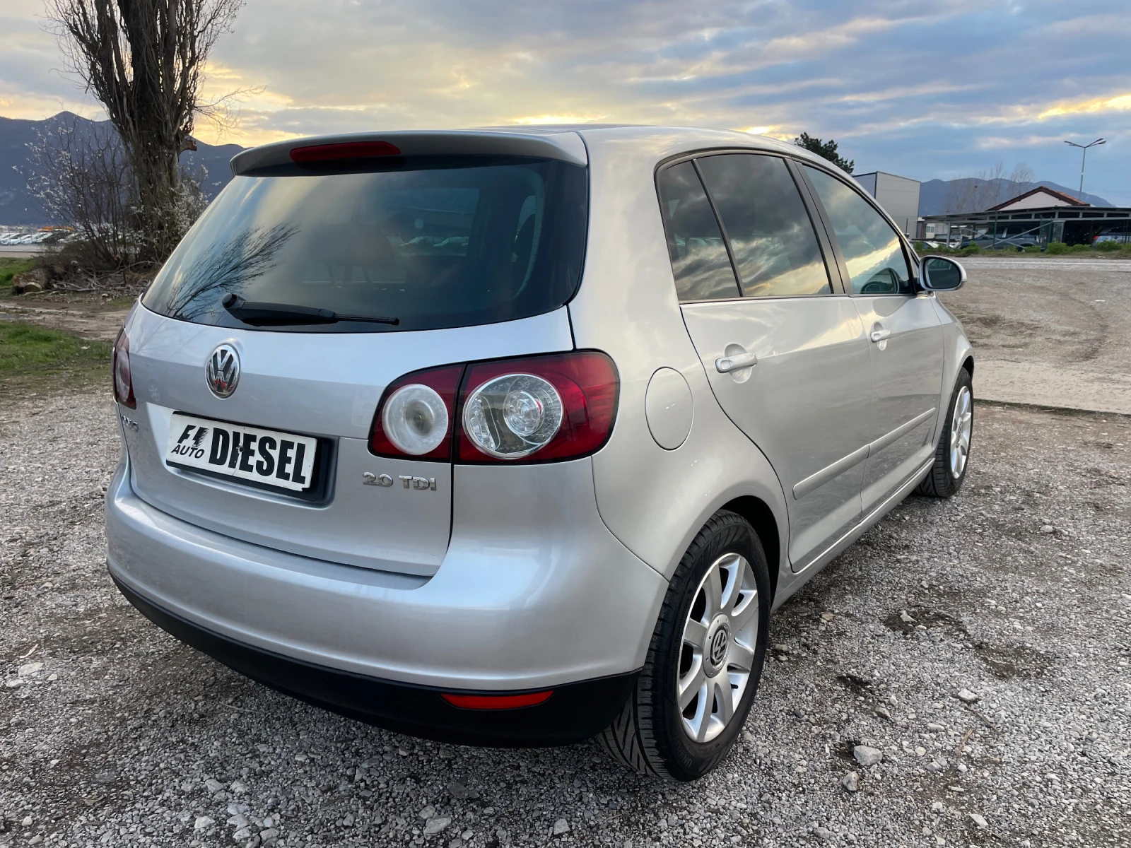 VW Golf Plus 2.0TDI-ITALIA - изображение 7