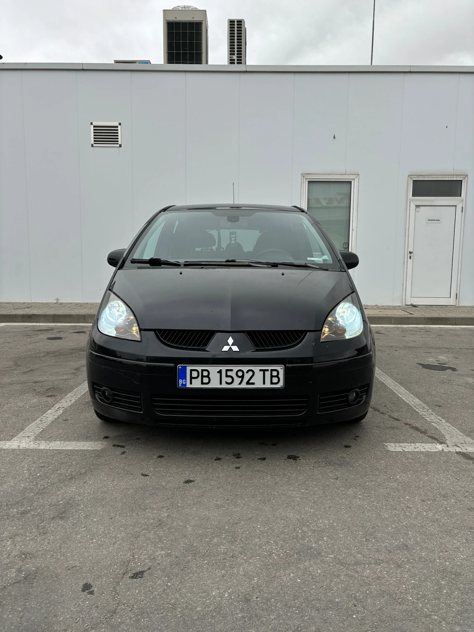 Mitsubishi Colt 1.1 бензин - [1] 