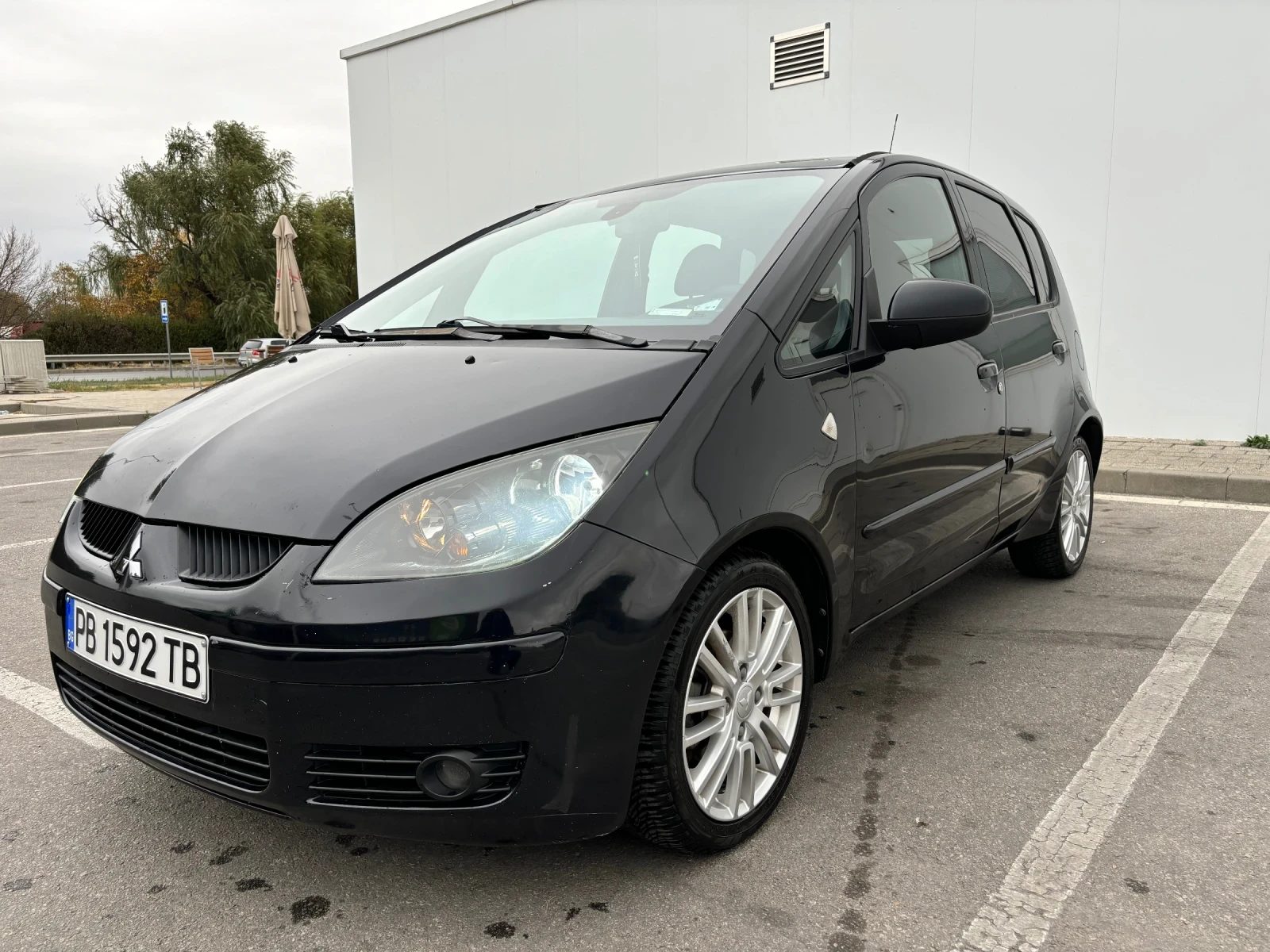 Mitsubishi Colt 1.1 бензин - изображение 3