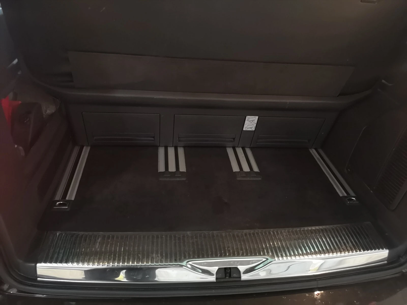 VW Multivan 2.0TDI HIGHLINE 4x4 AUTOMAT, снимка 16 - Автомобили и джипове - 53177117