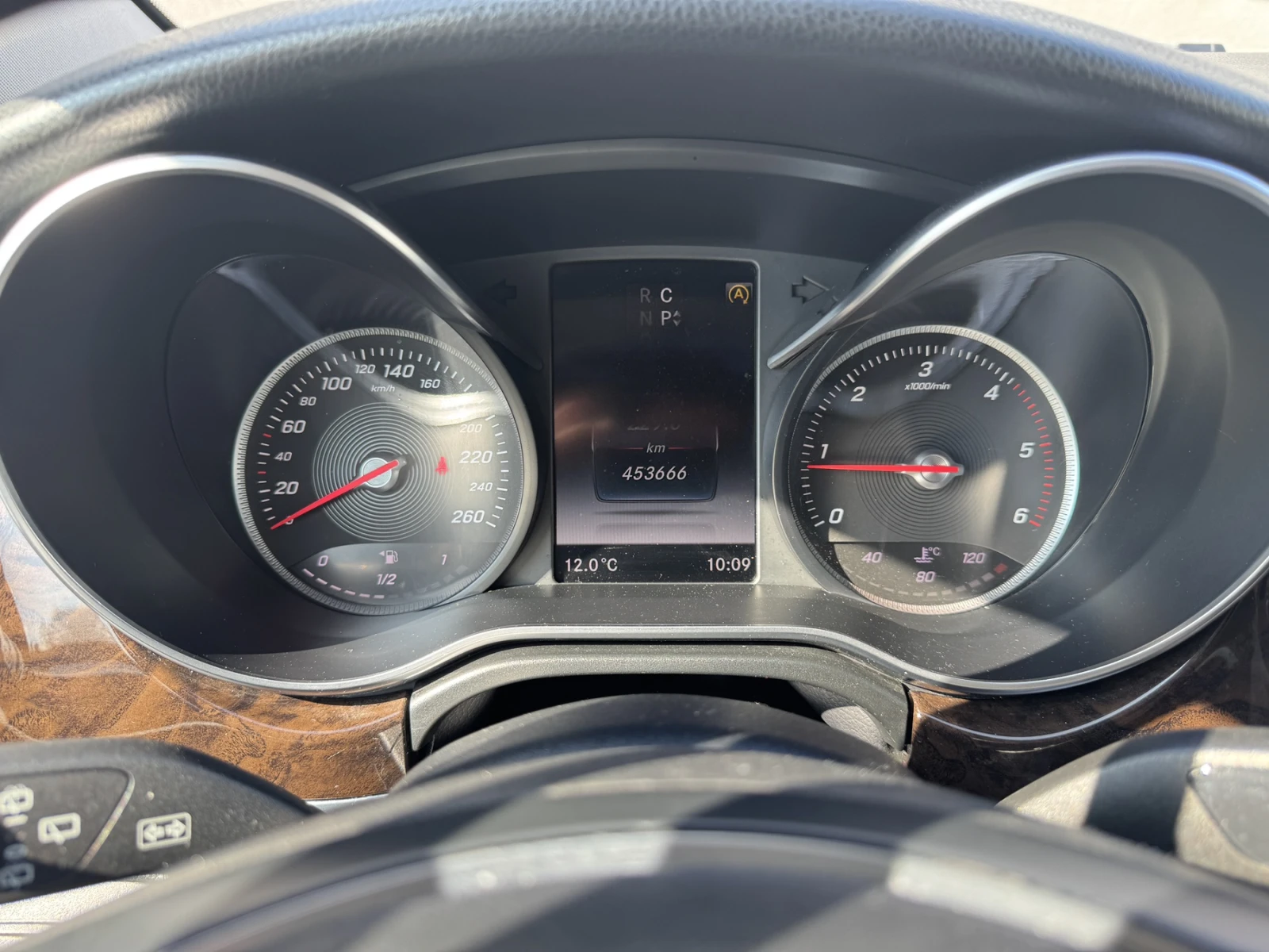 Mercedes-Benz V 300 250d, снимка 14 - Автомобили и джипове - 53734448