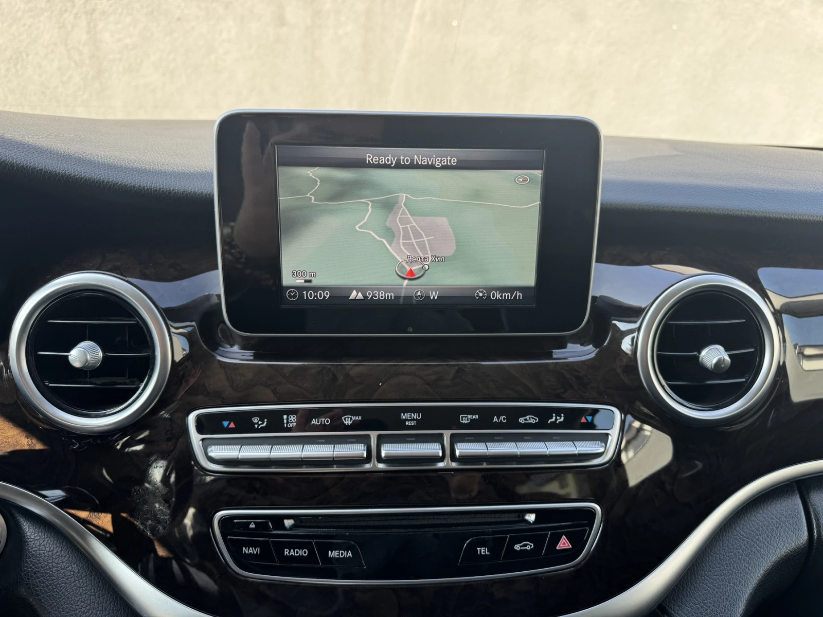 Mercedes-Benz V 300 250d, снимка 15 - Автомобили и джипове - 53734448