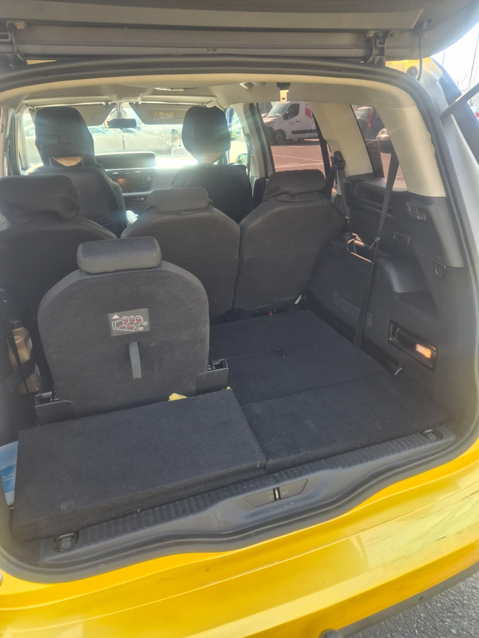 Citroen Grand C4 Picasso, снимка 6 - Автомобили и джипове - 53894440