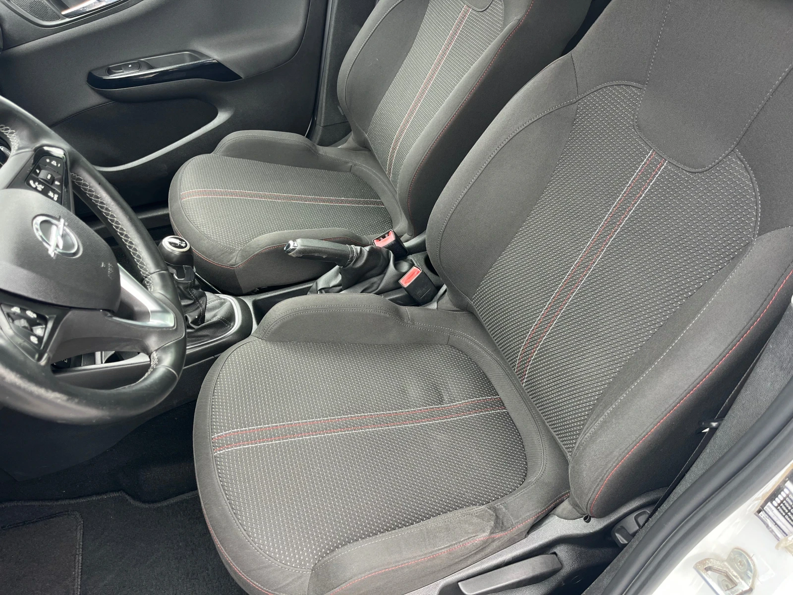 Opel Corsa 1.3Cdti / Advance, снимка 10 - Автомобили и джипове - 54278445