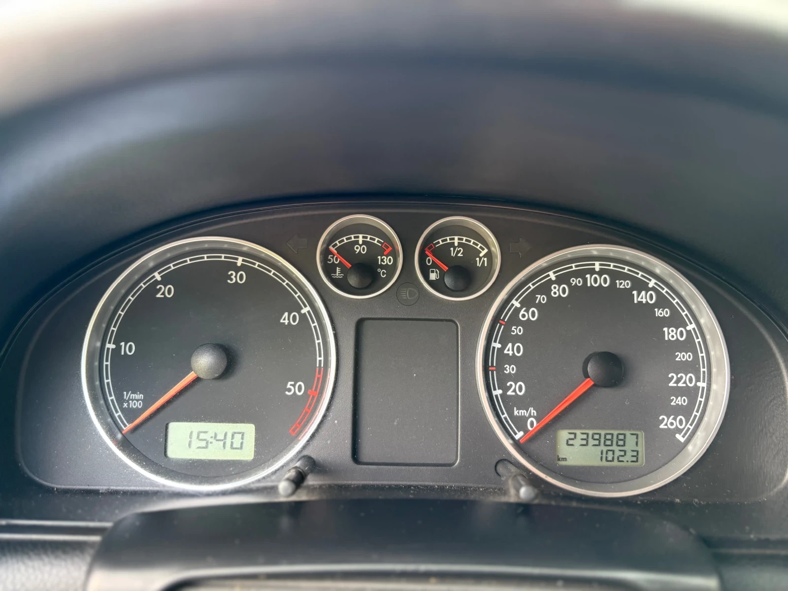 VW Passat B5.5, снимка 13 - Автомобили и джипове - 54319570