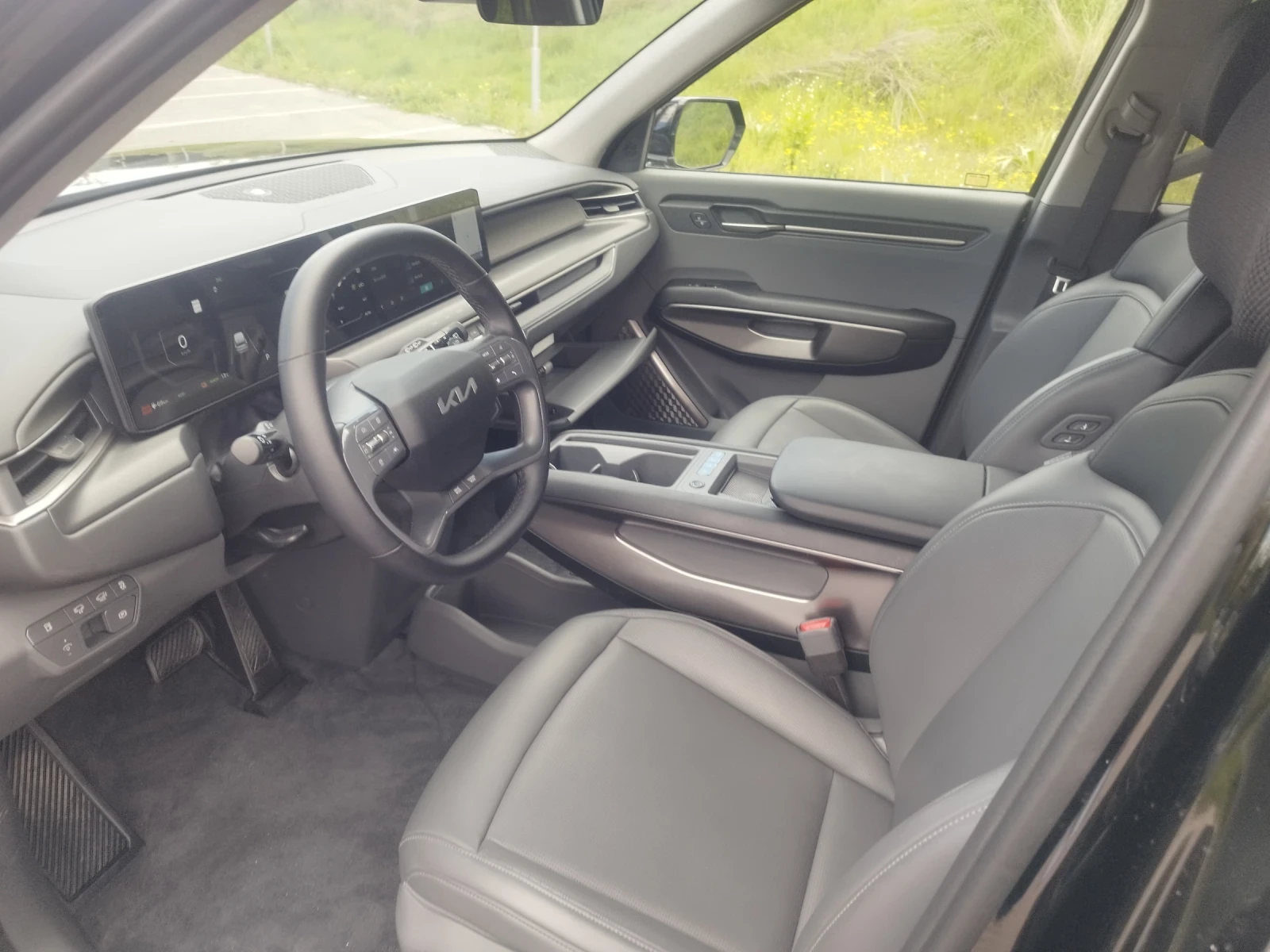 Kia EV9, снимка 7 - Автомобили и джипове - 54417400