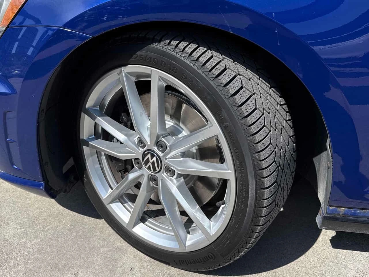 VW Golf  R MANUAL | ПОДГРЕВИ | АВТОКРЕДИТ  , снимка 6 - Автомобили и джипове - 54700000