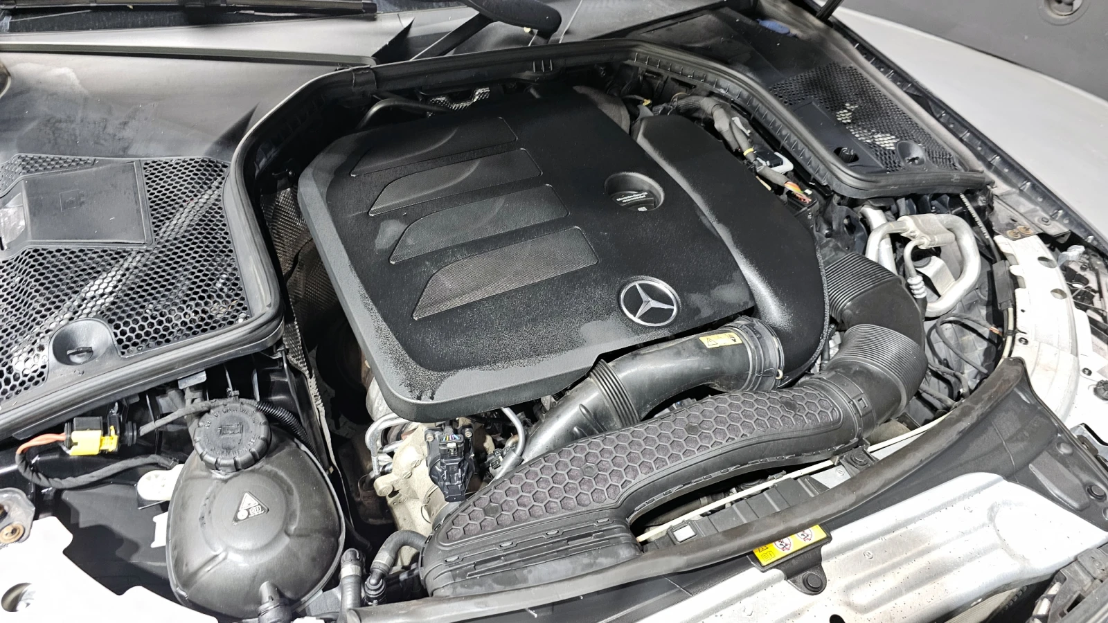 Mercedes-Benz C 200 ПОДГРЕВ| КАМЕРА| BLIND SPOT, снимка 6 - Автомобили и джипове - 55013342