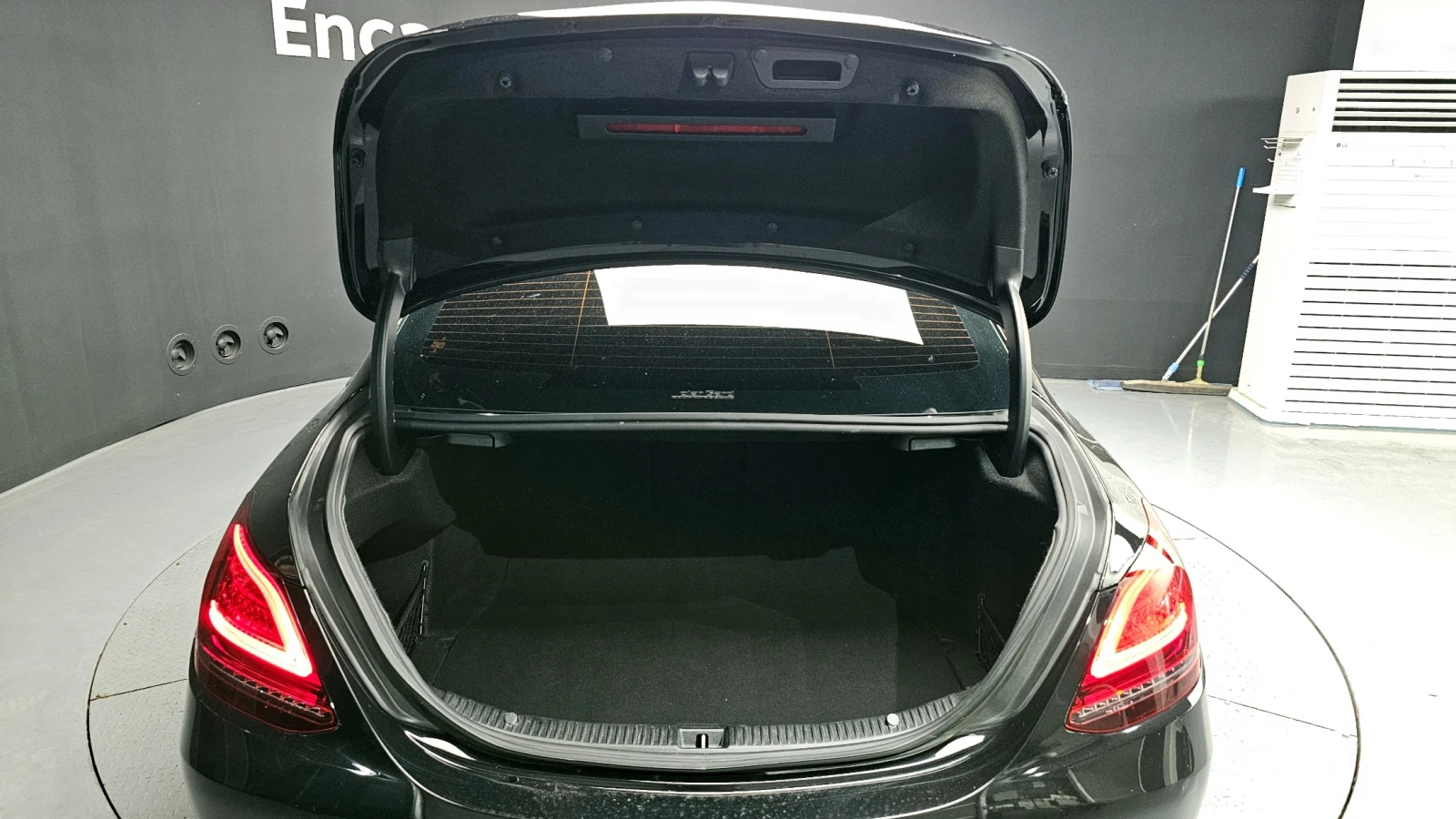 Mercedes-Benz C 200 ПОДГРЕВ| КАМЕРА| BLIND SPOT, снимка 15 - Автомобили и джипове - 55013342