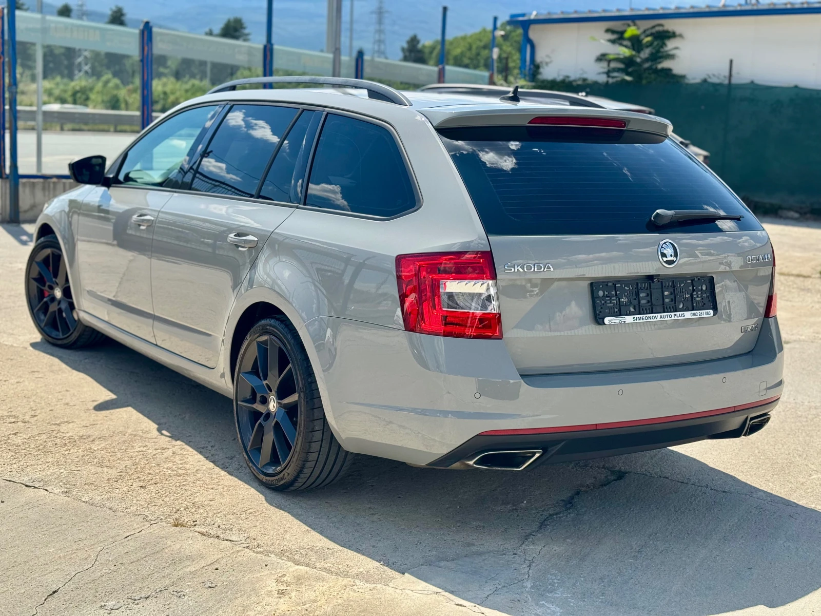 Skoda Octavia VRS/2.0i-220кс NARDO-GREY DSG SHADOW KEY-LESS ТОП, снимка 6 - Автомобили и джипове - 55530456