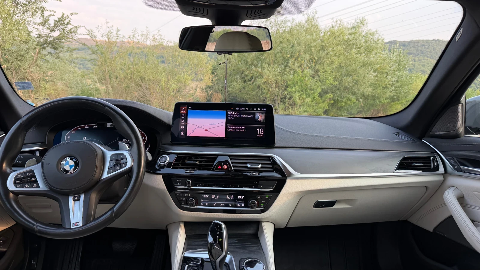 BMW 530 Luxury line, снимка 10 - Автомобили и джипове - 55709603