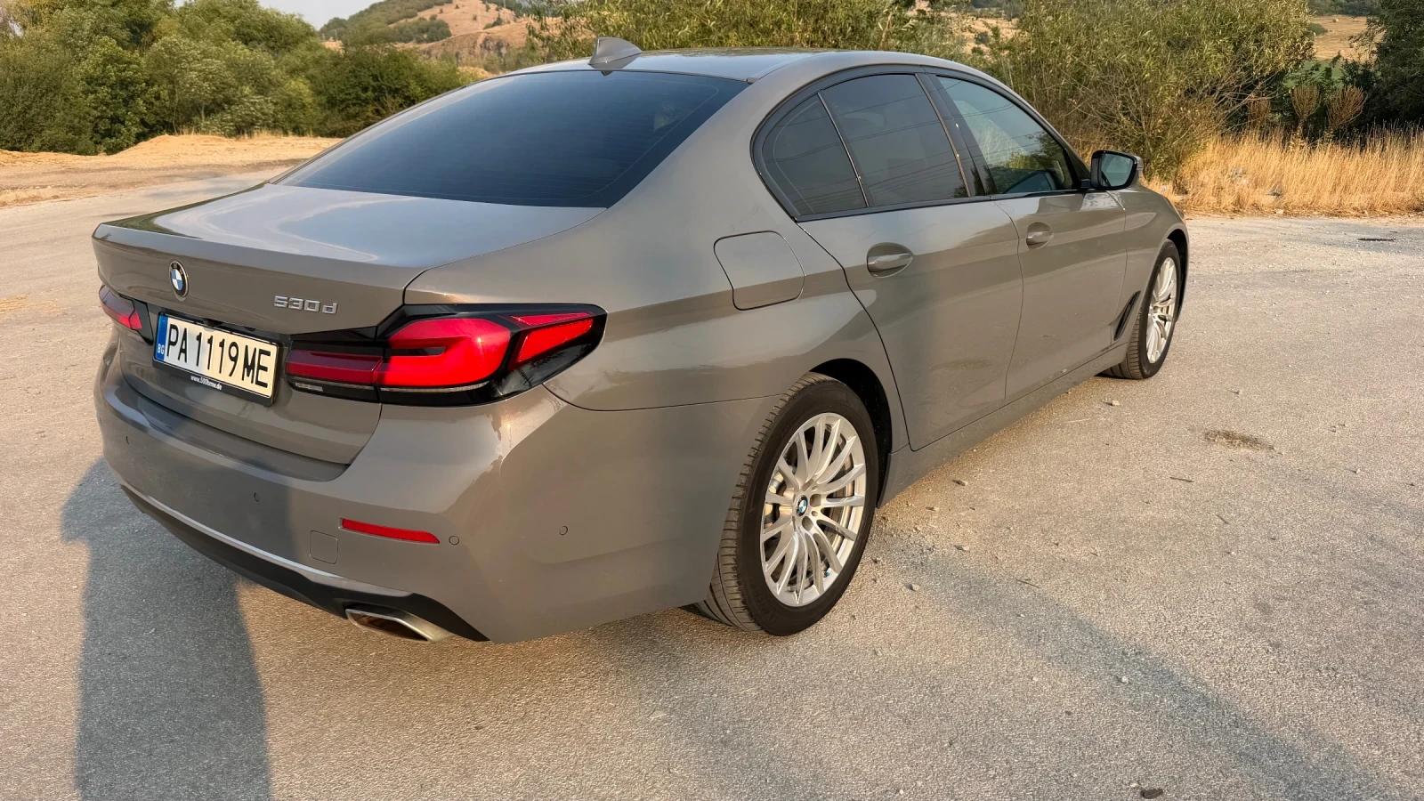 BMW 530 Luxury line, снимка 5 - Автомобили и джипове - 55709603