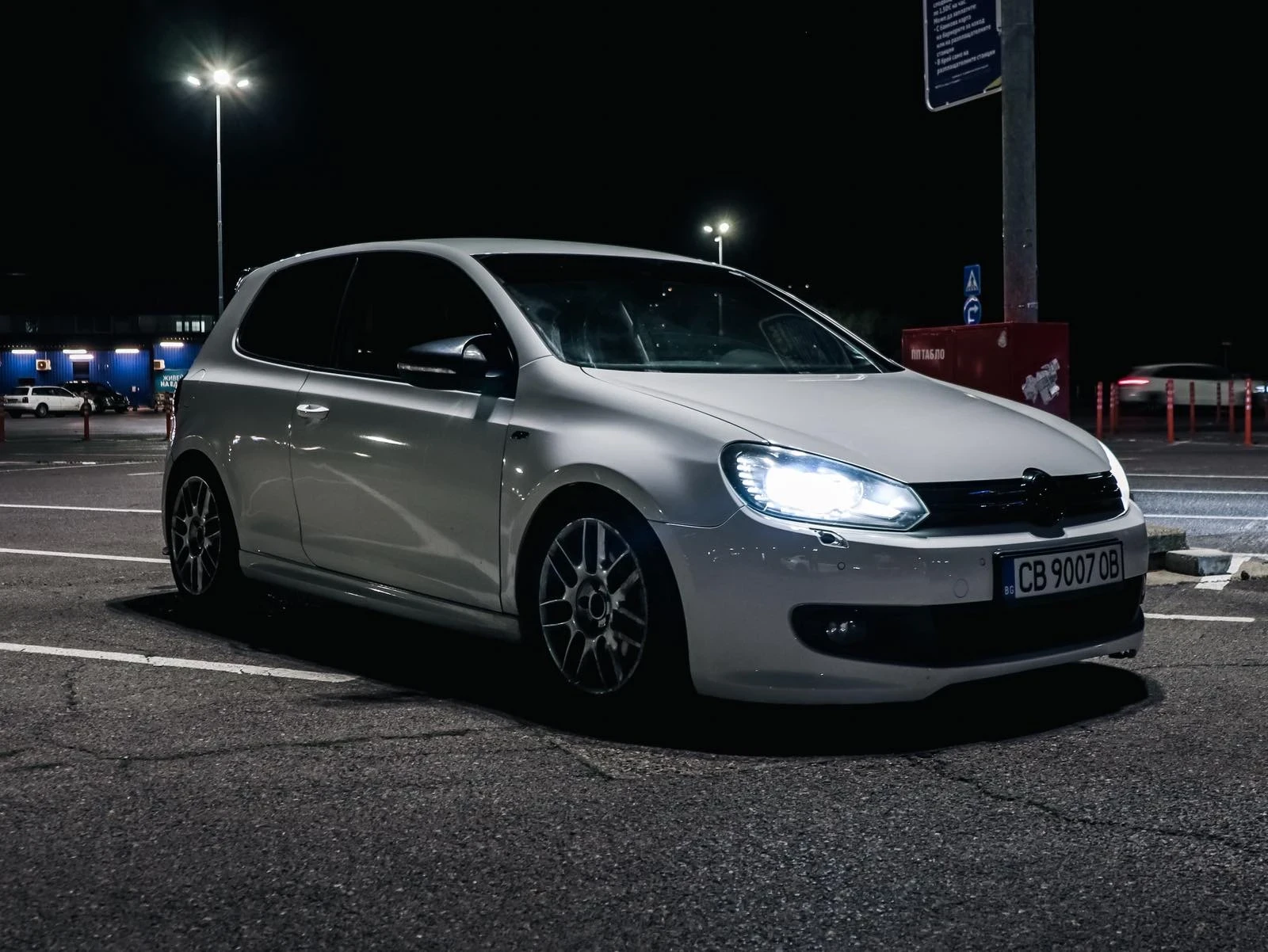 VW Golf, снимка 6 - Автомобили и джипове - 55937735