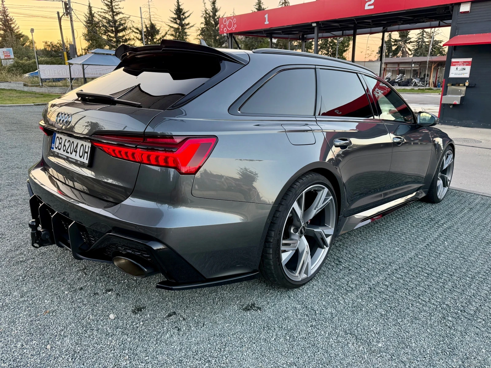 Audi Rs6 Готов лизинг! Топ състояние! , снимка 4 - Автомобили и джипове - 55990309