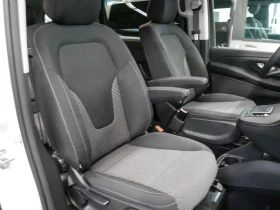 Mercedes-Benz EQV 300 Lang MBUX| SHZ| DISTR| KAM| LED| SH, снимка 4