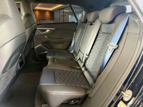 Audi RSQ8 Performance 4.0 TFSI V8 Quattro, снимка 10