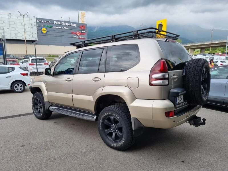 Toyota Land cruiser 3.0, снимка 4 - Автомобили и джипове - 43845889