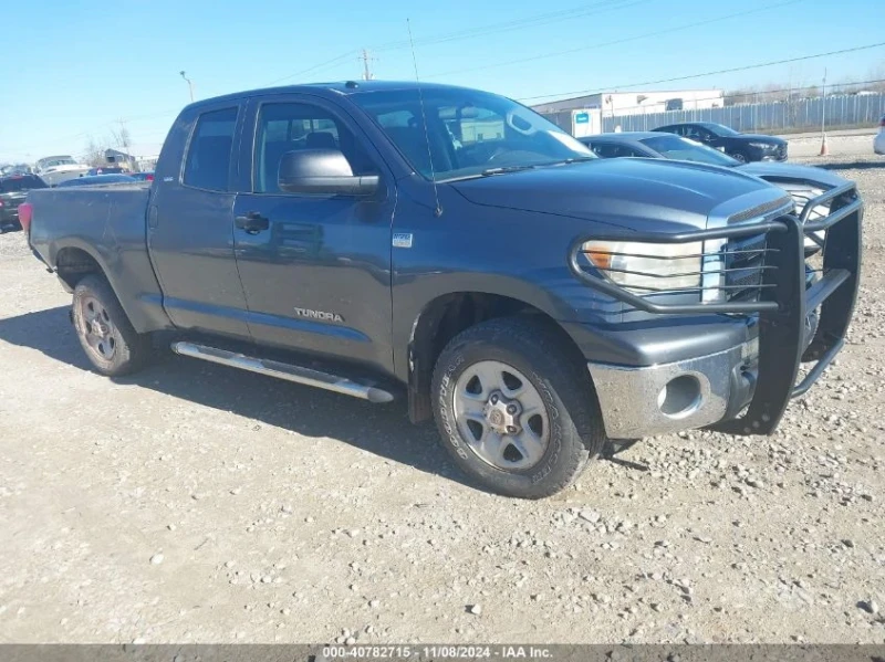 Toyota Tundra, снимка 3 - Автомобили и джипове - 48725094