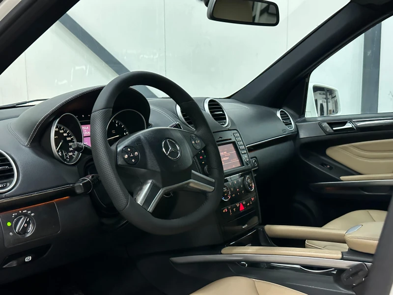 Mercedes-Benz ML 350 * GRAND EDITION* ПОДГРЕВ* ШИБЕДАХ* 4MATIC* , снимка 9 - Автомобили и джипове - 51064570
