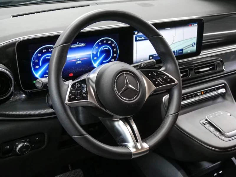 Mercedes-Benz EQV 300 Lang MBUX| SHZ| DISTR| KAM| LED| SH, снимка 5 - Автомобили и джипове - 52637538