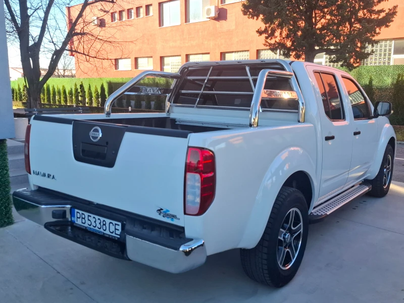 Nissan Navara 2.5DCI/190к.с./Клима, снимка 4 - Автомобили и джипове - 52934183