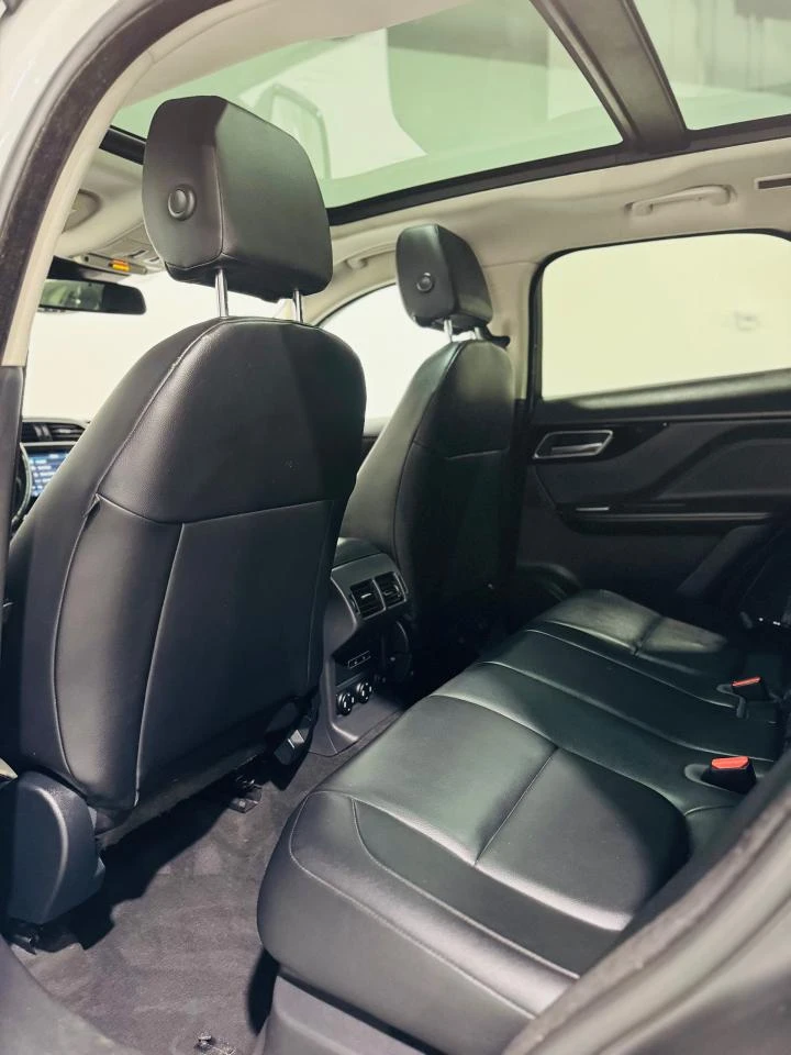 Jaguar F-PACE 25T AWD / PREMIUM  | Mobile.bg   16