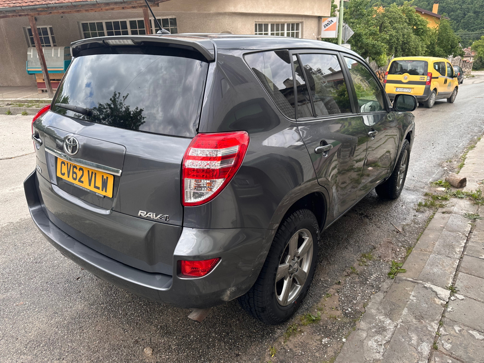 Toyota Rav4  2.2 D-4D 150к.с 2012г  НА ЧАСТИ - изображение 6