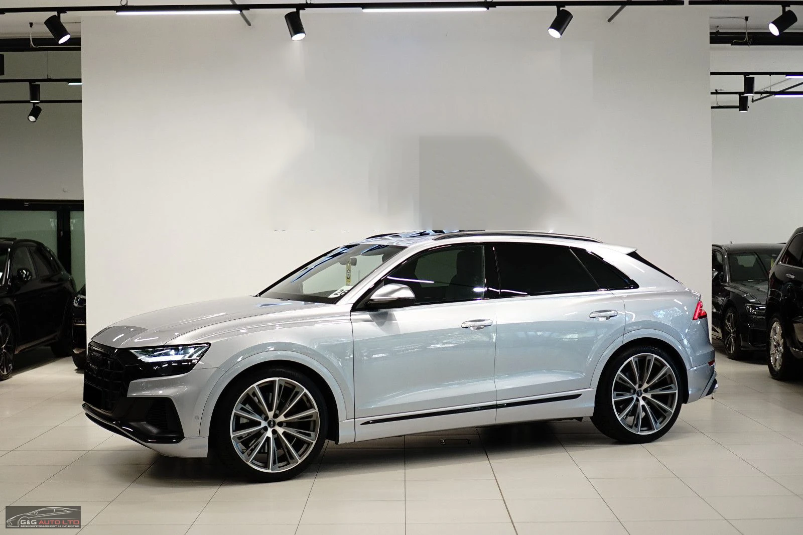 Audi SQ8 4.0/RSPACK/435HP/ACC/MEMORY/B&O/PANO/AMBI/CAM/153f - изображение 2