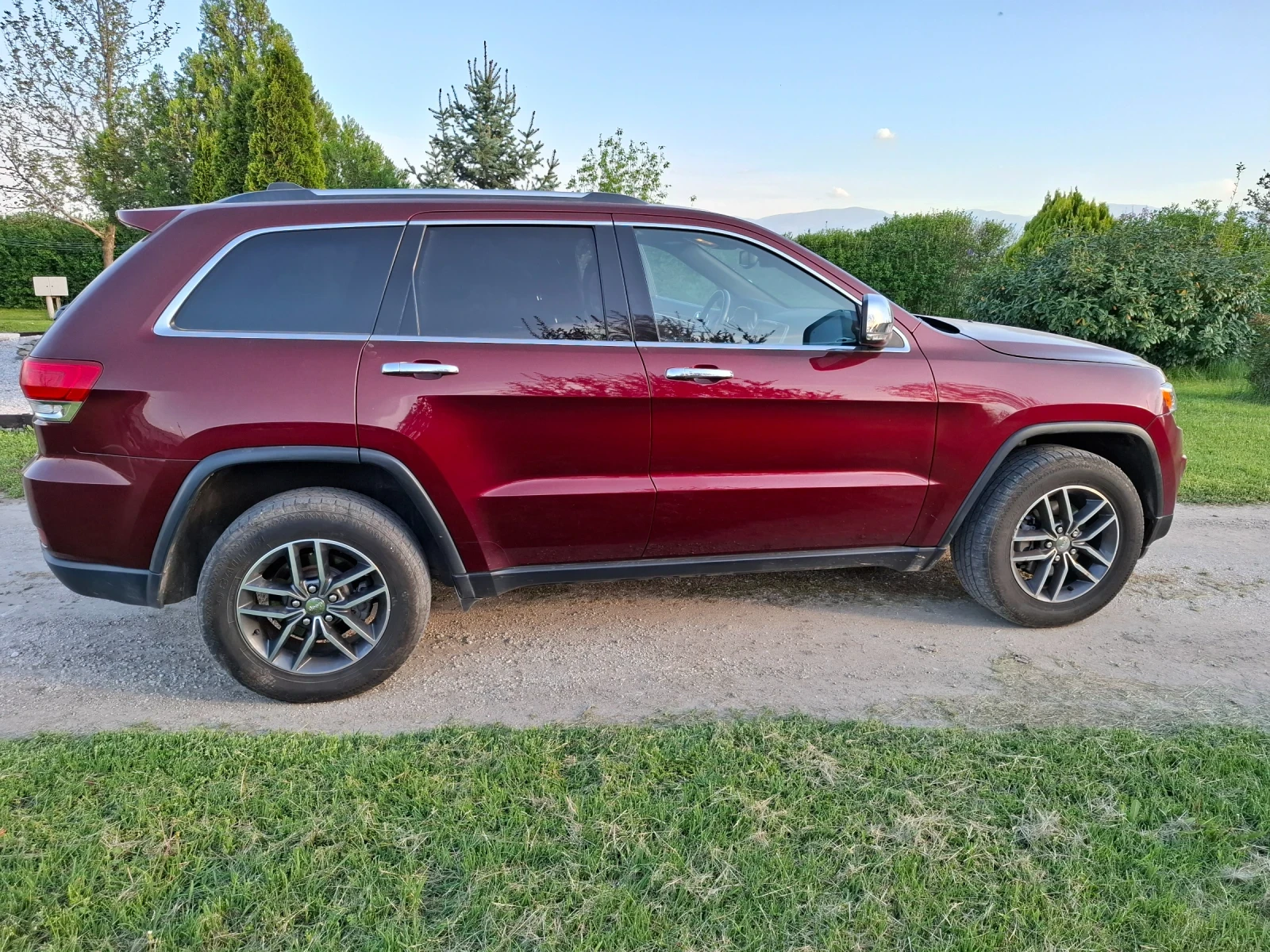 Jeep Grand cherokee  - изображение 7