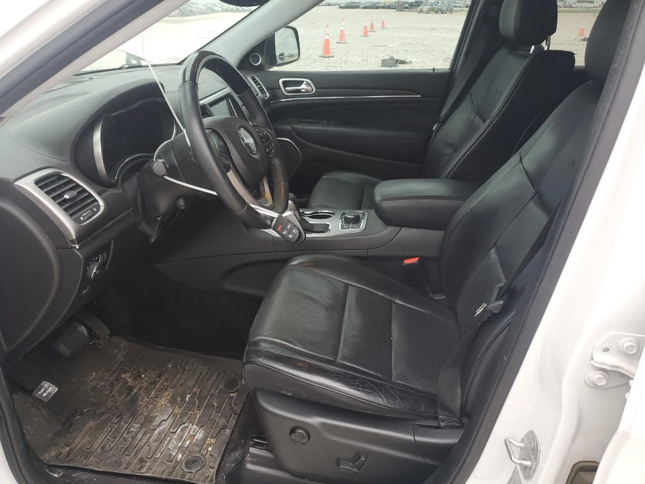 Jeep Grand cherokee SUMMIT 5.7 HEMI* Обдух* Harman/Kardon* Дисторник*  - изображение 7
