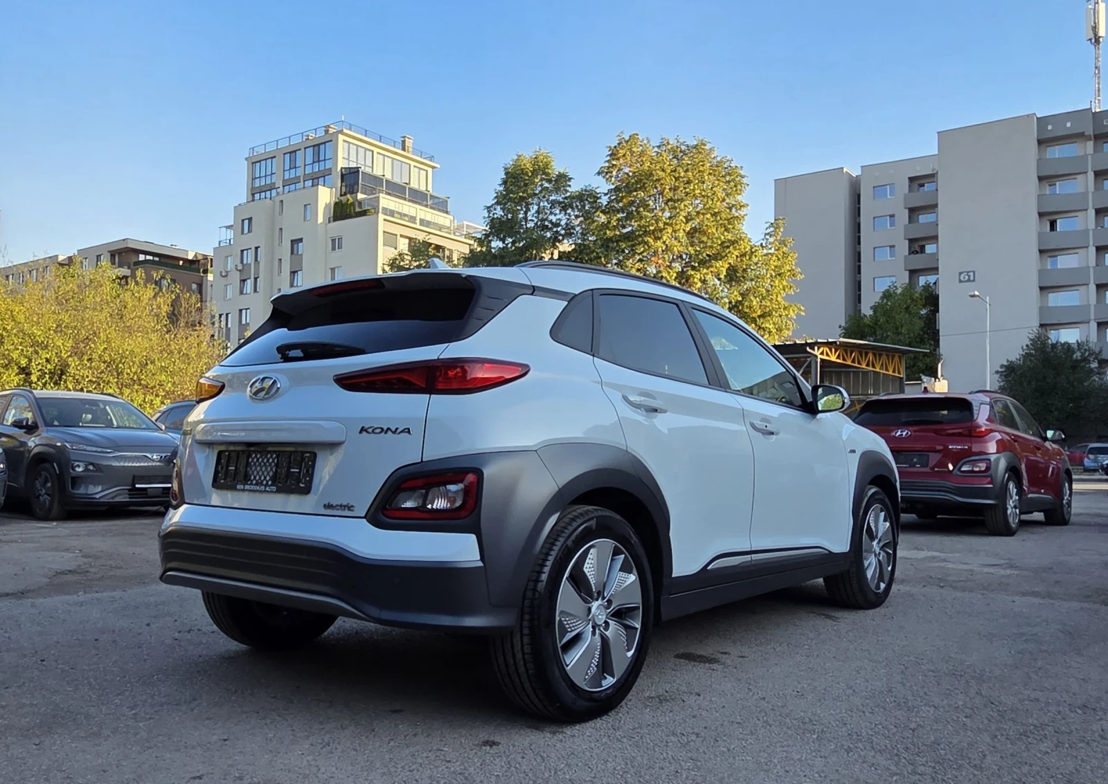 Hyundai Kona 64KWh/Premium/SOH100% - изображение 3