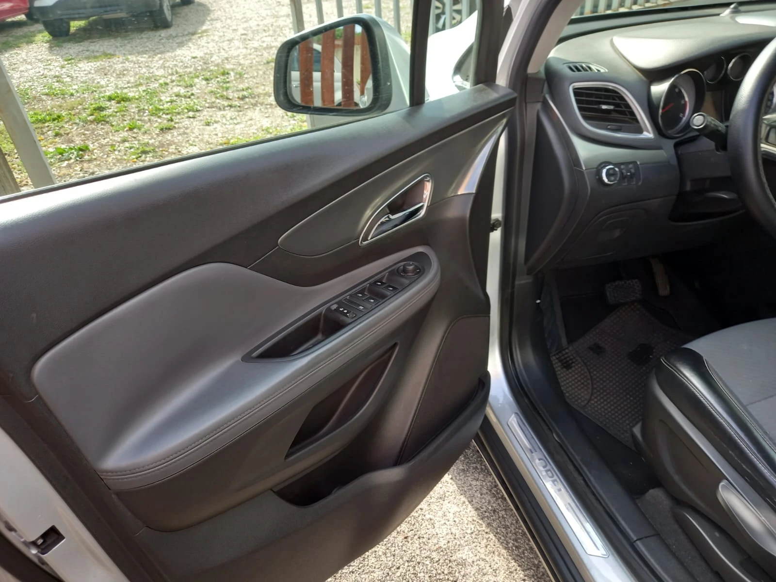 Opel Mokka 1.7 CDTI AUTOMATIC COSMO EURO 5B - изображение 3