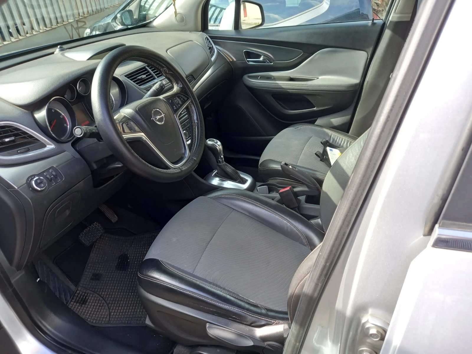 Opel Mokka 1.7 CDTI AUTOMATIC COSMO EURO 5B - изображение 4