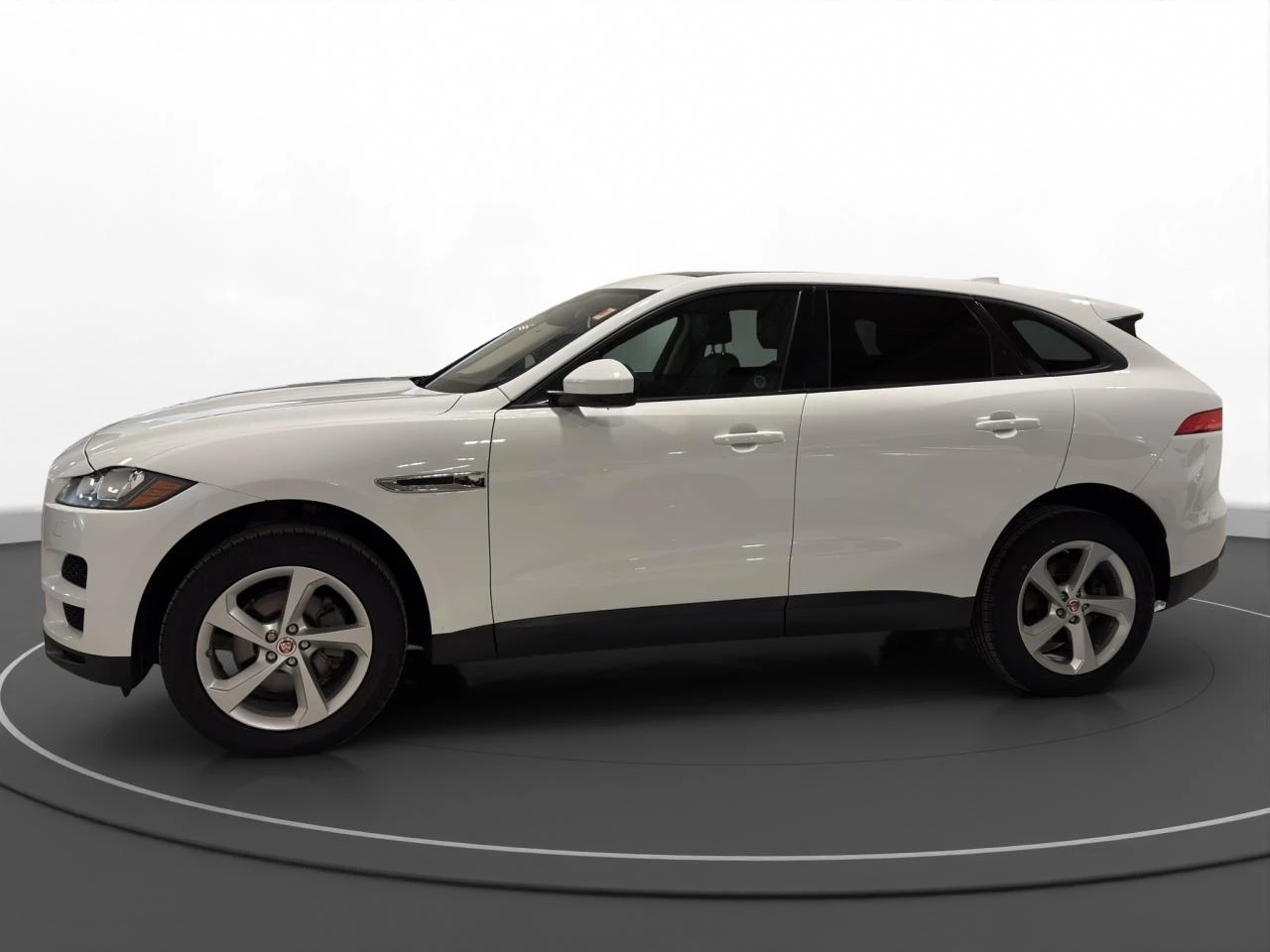 Jaguar F-PACE 25T AWD / PREMIUM  - изображение 5