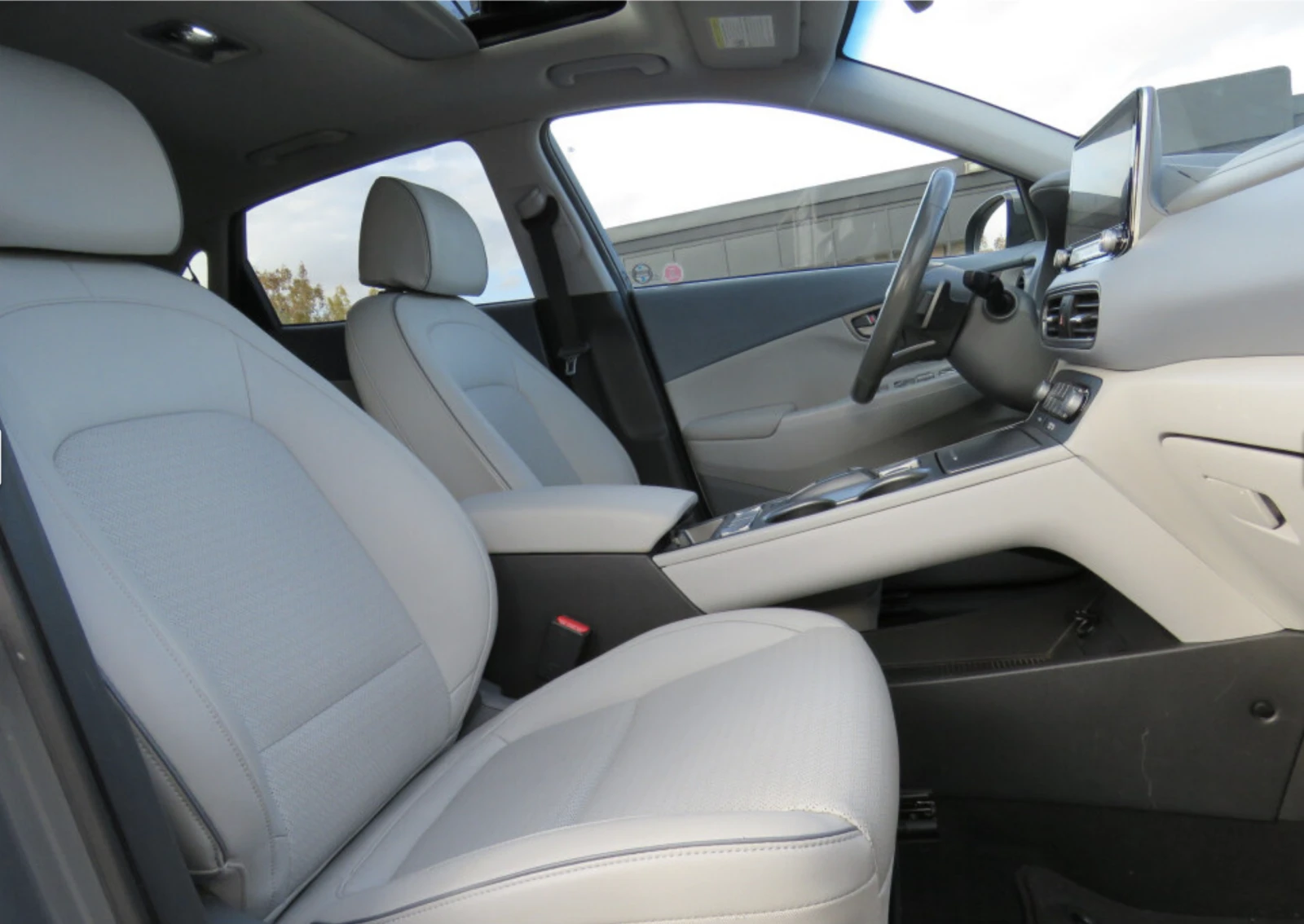 Hyundai Kona  | Mobile.bg   11