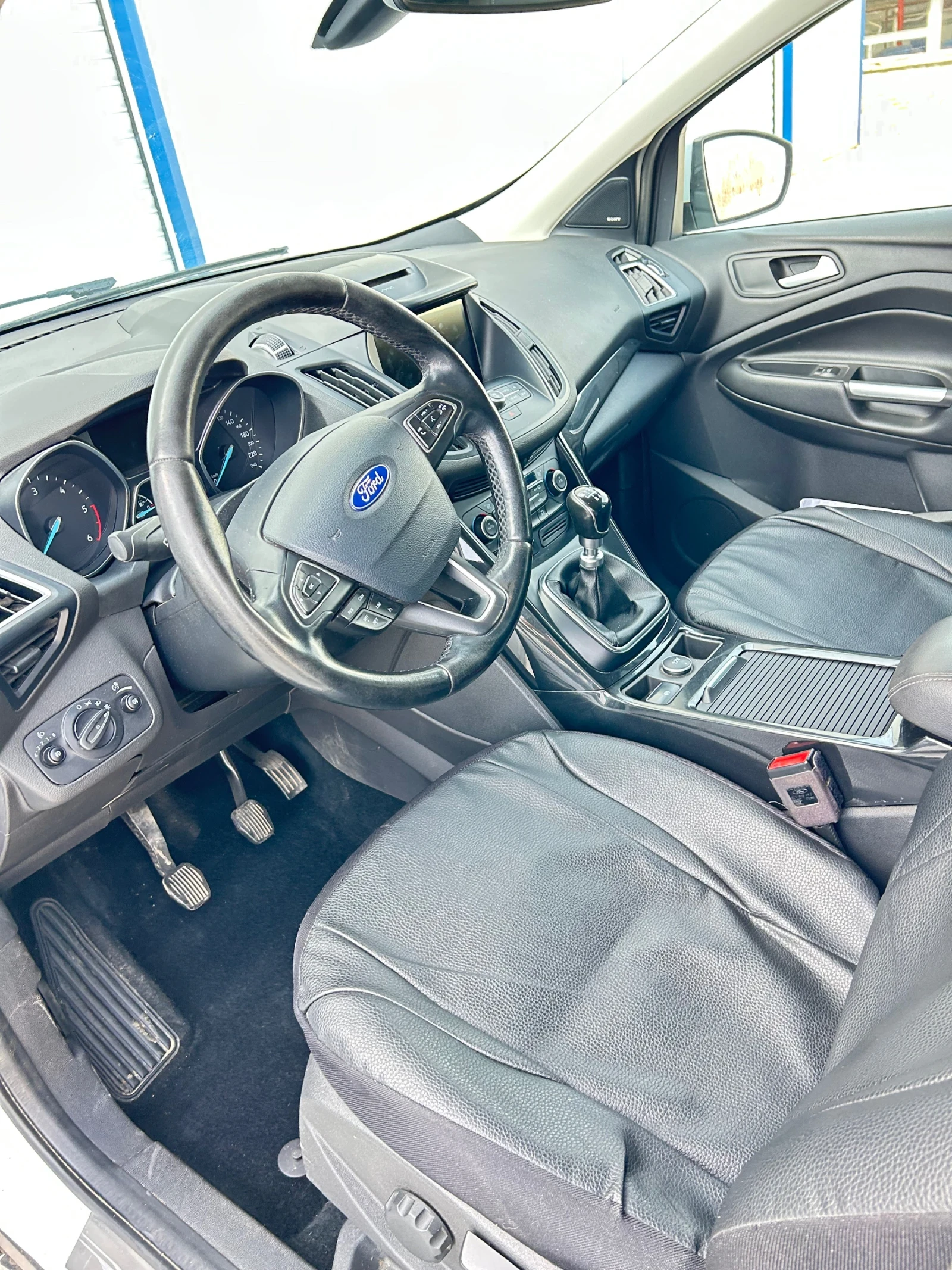 Ford Kuga Titanium, снимка 7 - Автомобили и джипове - 53997262