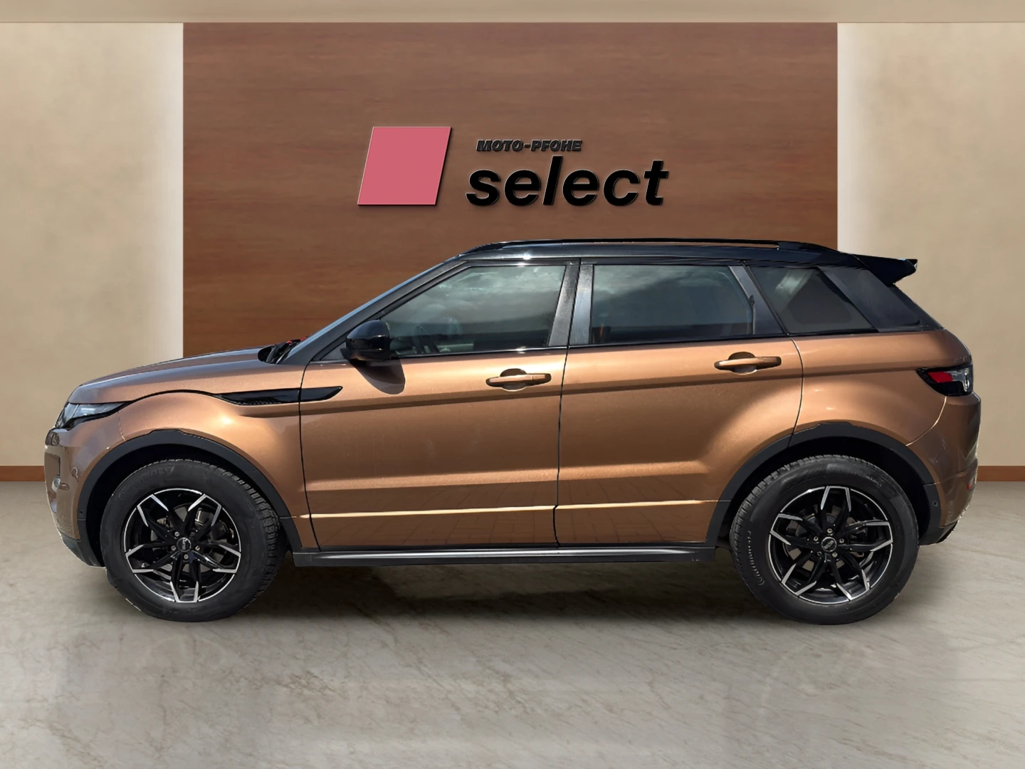 Land Rover Range Rover Evoque 2.2 TD4, снимка 6 - Автомобили и джипове - 54108319