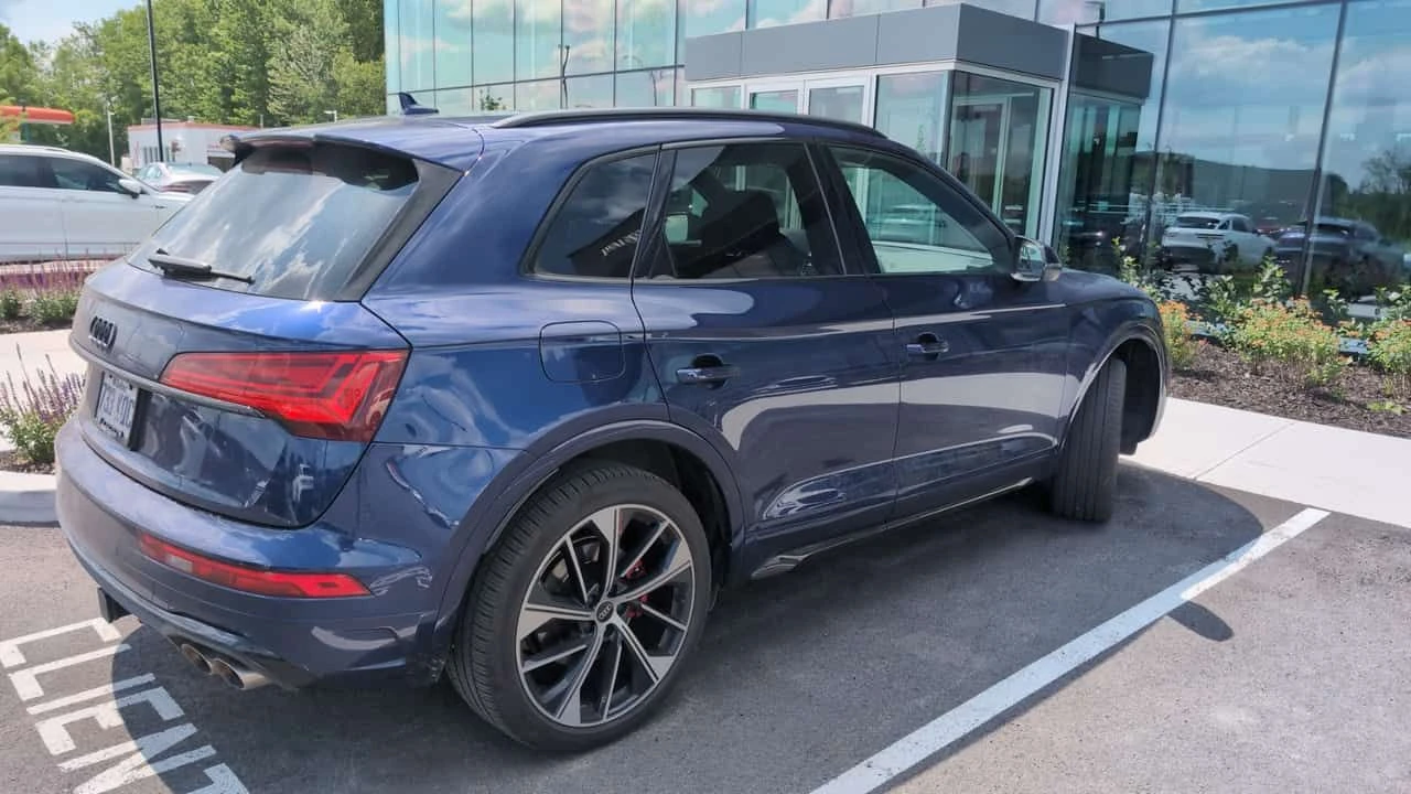Audi SQ5  Progressiv / ДИСТРОНИК / ЦЕНА ДО БЪЛГАРИЯ , снимка 6 - Автомобили и джипове - 55237136