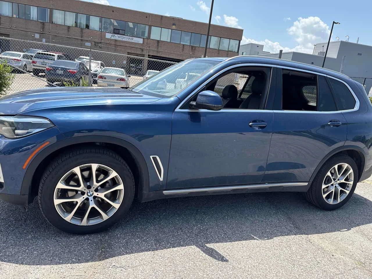 BMW X5 * xDrive40i * CARFAX * БЕЗ ПЪРВОНАЧАЛНА ВНОСКА, снимка 2 - Автомобили и джипове - 55647590