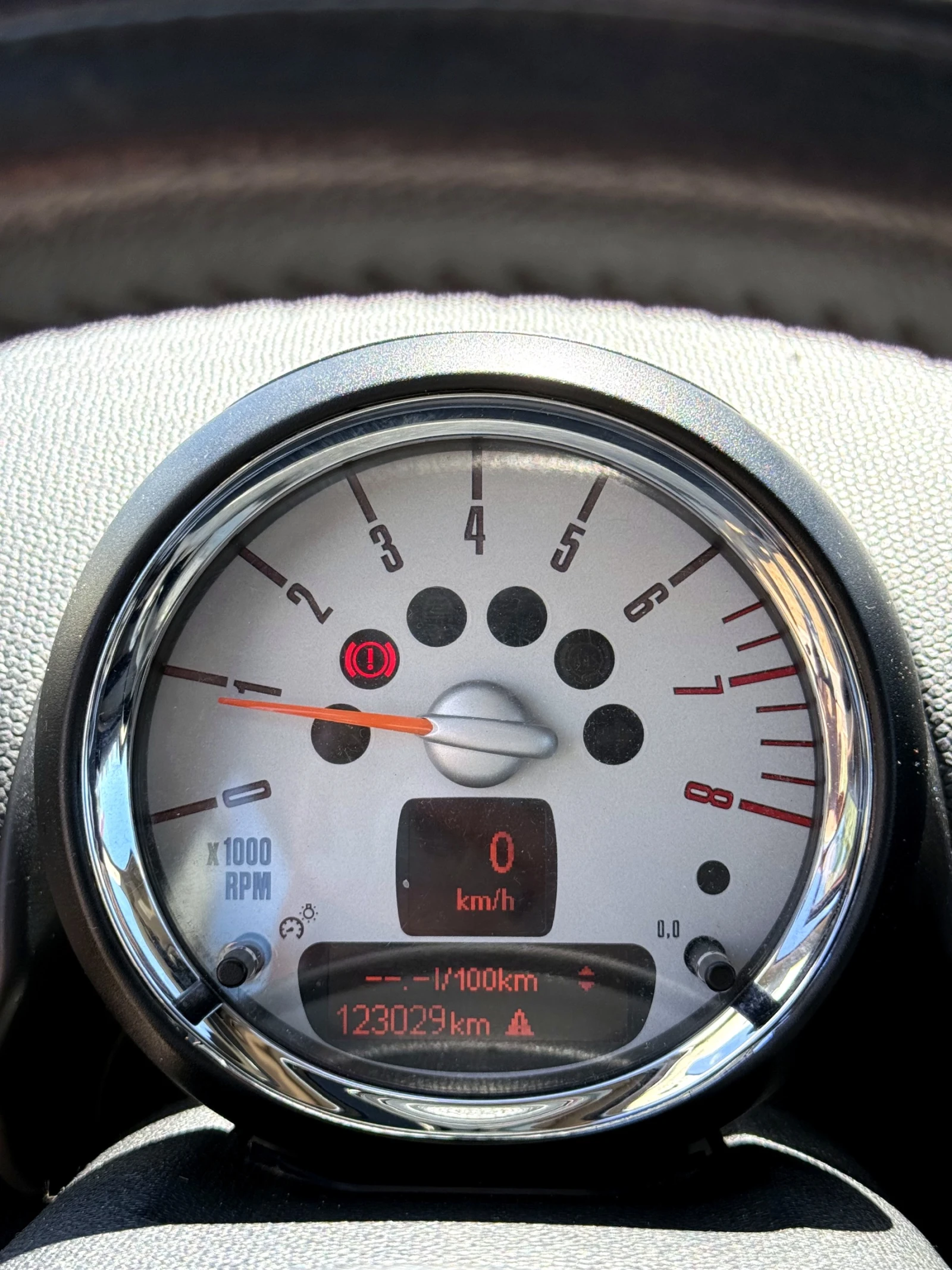 Mini Countryman 1.6, снимка 7 - Автомобили и джипове - 55770047