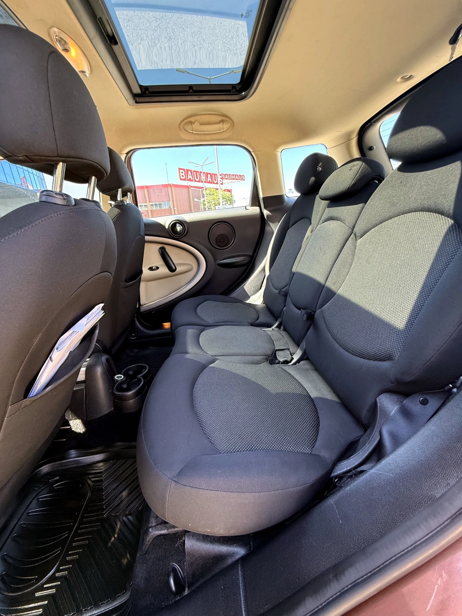 Mini Countryman 1.6, снимка 9 - Автомобили и джипове - 55770047