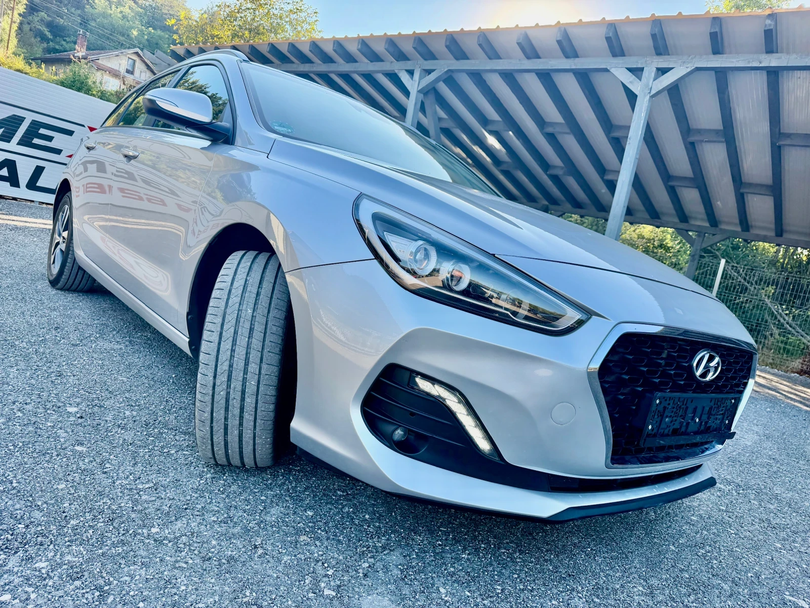 Hyundai I30 1.6CRDI* AUTOMAT REALNI KM* , снимка 3 - Автомобили и джипове - 55797311