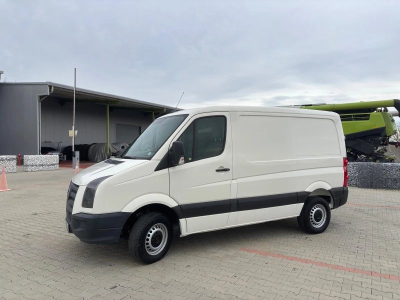 VW Crafter 2.5 Tdi, снимка 8 - Бусове и автобуси - 48704896