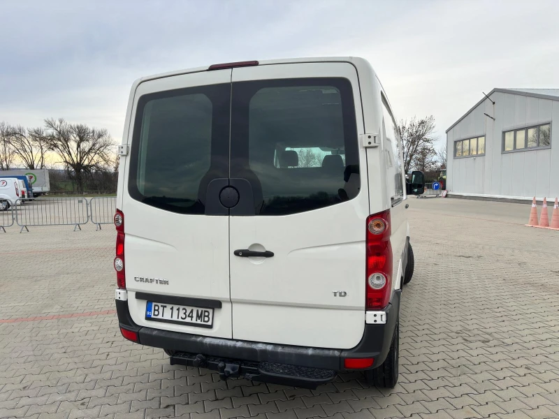 VW Crafter 2.5 Tdi, снимка 2 - Бусове и автобуси - 48704896