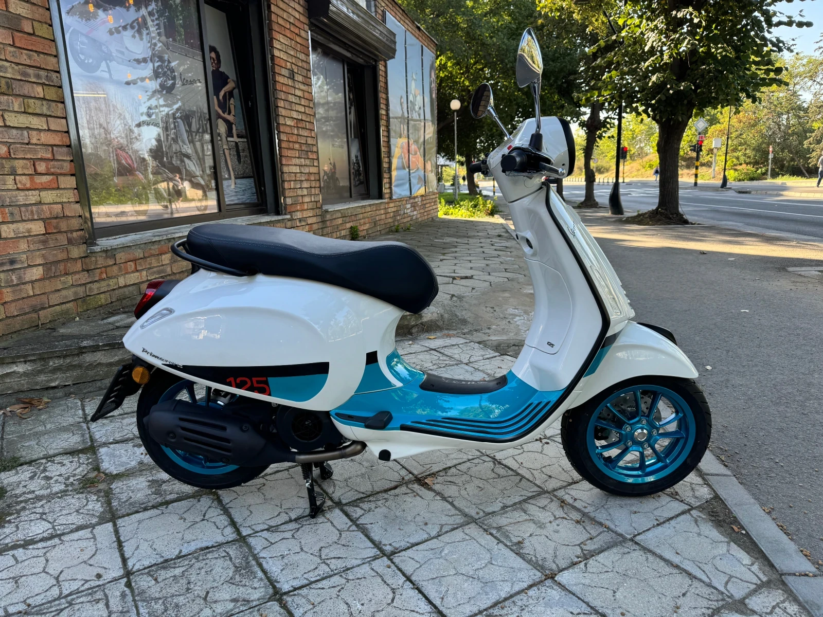 Vespa Primavera 125 Color Vibe Bianco - изображение 2