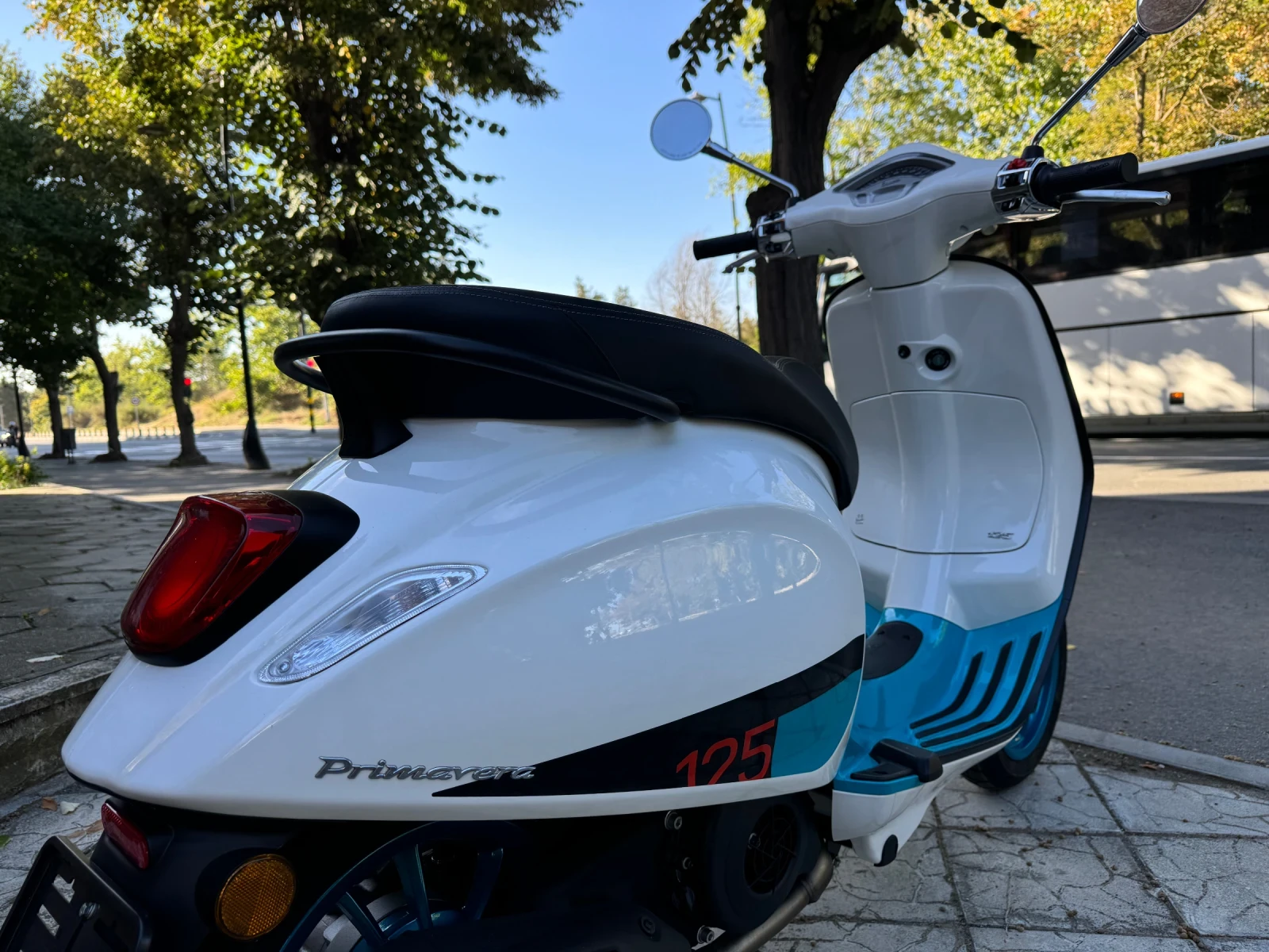 Vespa Primavera 125 Color Vibe Bianco - изображение 9